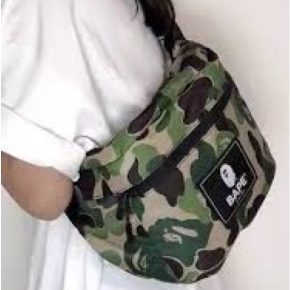 BAPE Green and Black Camouflage Oversized Belt Bag - Picture 10 of 10